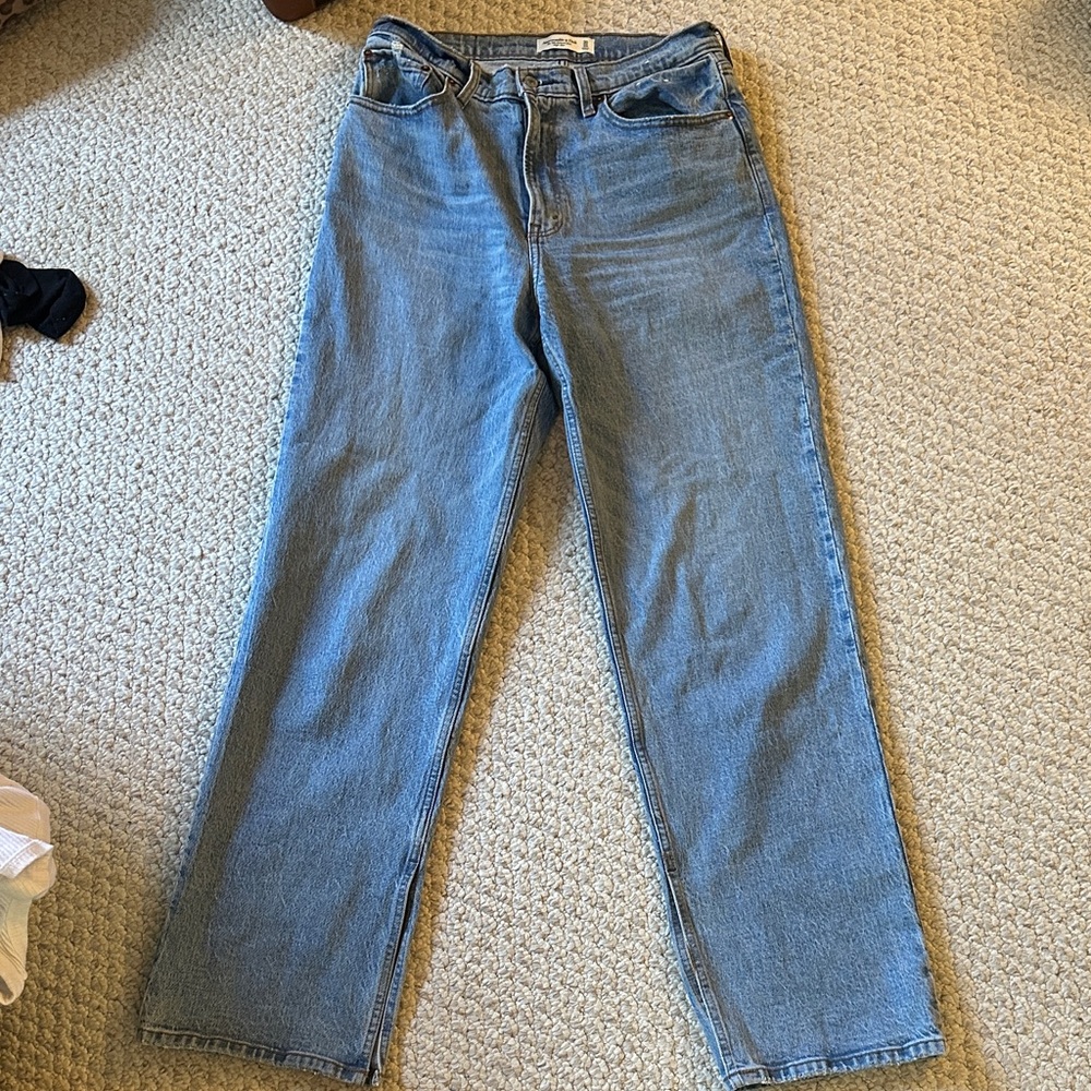 Abercrombie & Fitch Light Blue Relaxed Jeans